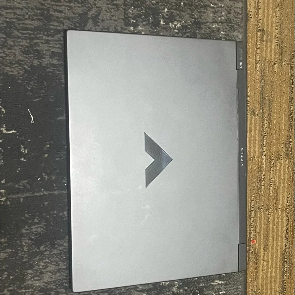Victus Silver Laptop